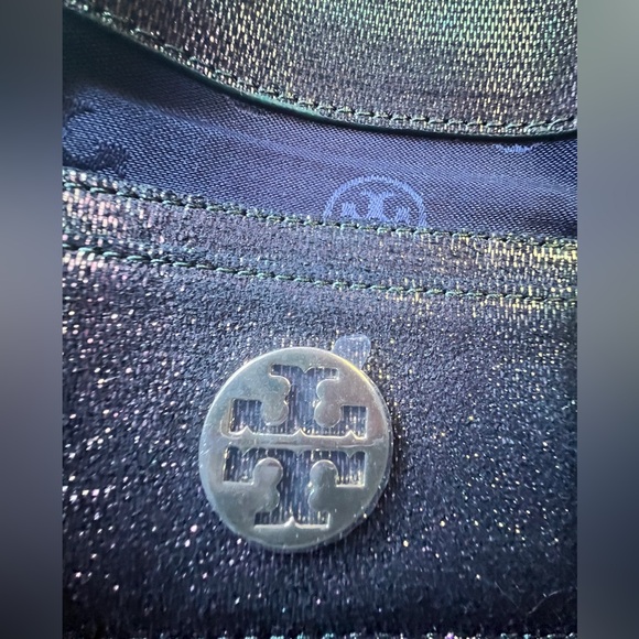 Tory Burch Iridescent Clutch NEW - Picture 3 of 4